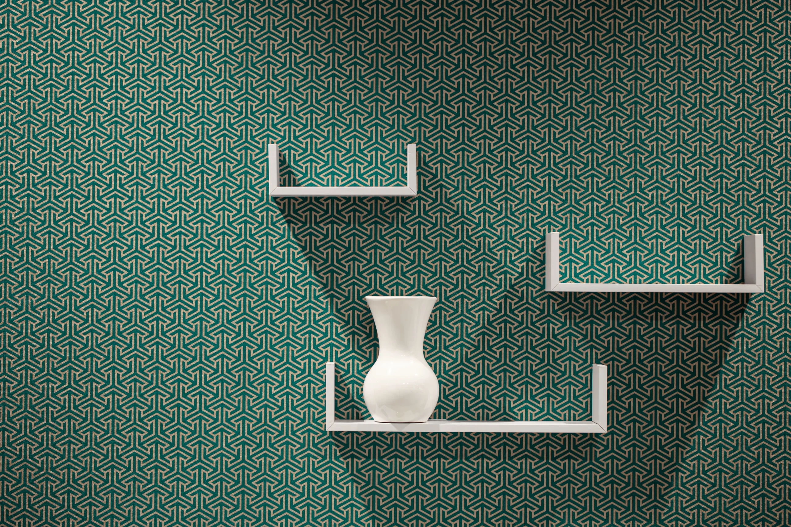 Wallpaper Hanging
